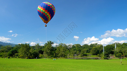 中国科学院西双版纳热带植物园中的热气球5A景点高清图片
