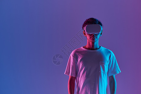 创意北京时尚年轻男性体验vr眼镜背景