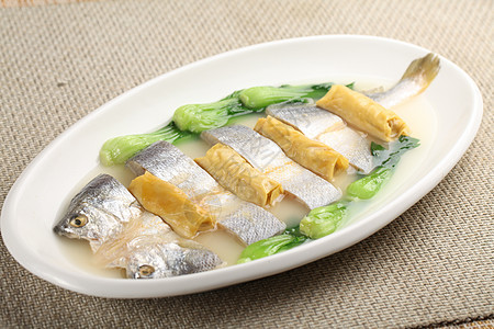 中餐黄鱼蒸豆皮图片