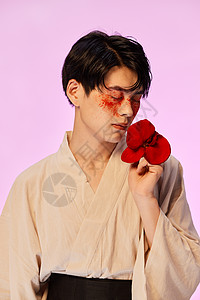 日式和服青年创意妆面写真图片
