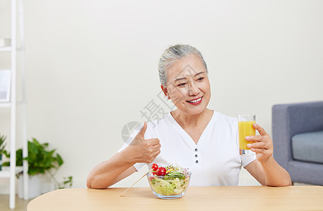 绿色食品标志老年人的健康生活背景