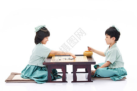 古风儿童下棋博弈形象图片