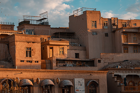 中国新疆南疆喀什地区喀什古城建筑白天及夜景风光假期高清图片素材