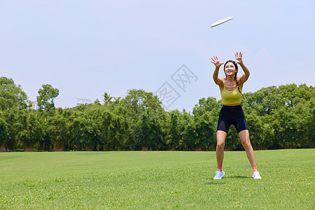 背身no look助攻苏牙怎么做到的？梅西：他的移动我了然于胸