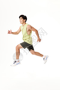 肌肉线条明显！卡马文加社媒晒练习拳击照片