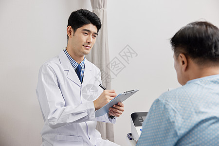 血压监测医生给病人患者测量血压背景