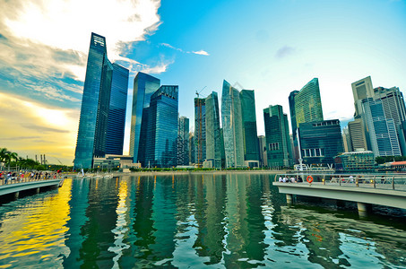 新加坡天际线的现代建筑图片