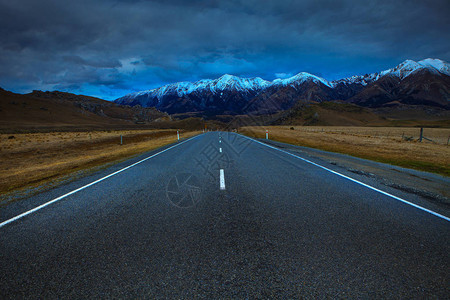 新西兰最受欢迎的旅游目的地亚瑟山口公园沥图片