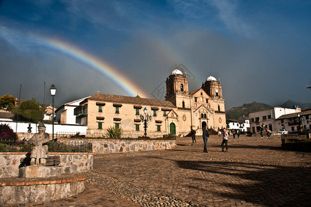 哥伦比亚博卡蒙吉村殖民教堂图片