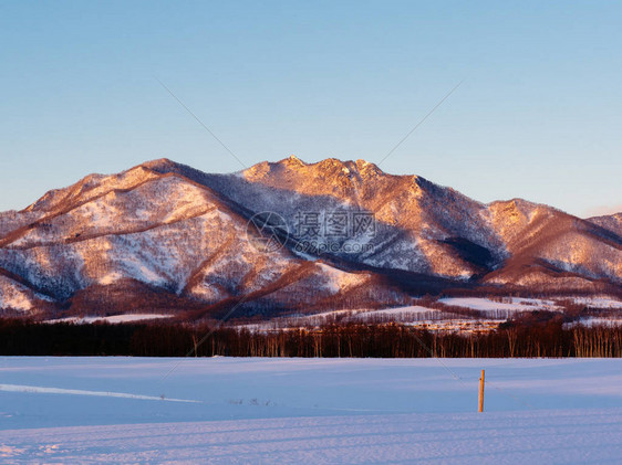 北海道的山脉图片