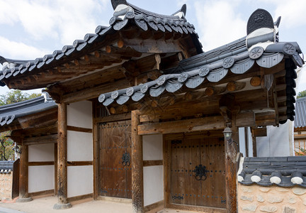 建筑以韩国传统汉诺克房屋为基础图片