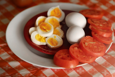 食用餐板与含有彩色红白图片