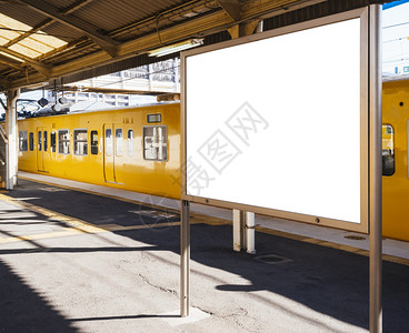 火车站的空板模图片
