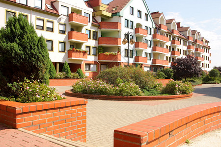 波兰罗茨瓦夫的住宅区和现代公寓图片
