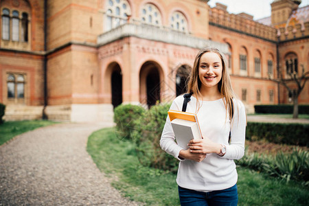 校园女大学生画像图片