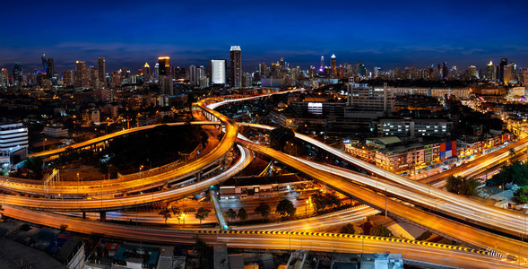 泰国曼谷公路和主要交通的全景图片