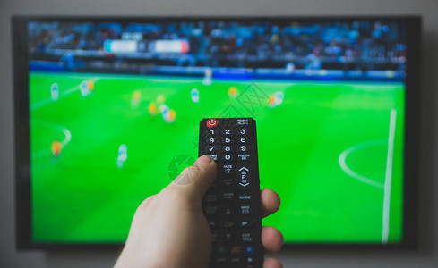 🤣库库雷利亚社媒调侃：这次我没滑倒，很高兴全取三分