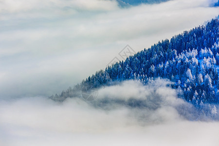 冬季风景阿尔卑斯山图片