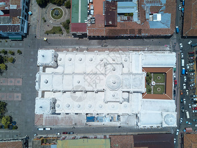 尼加拉瓜里昂白色大教堂屋图片