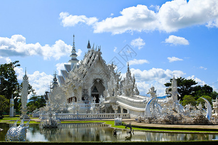 泰国清莱的泰国寺庙叫做WatRon图片