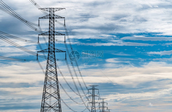 高压电塔和电线图片