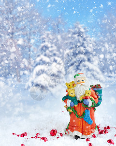 圣诞老人在冬天图片