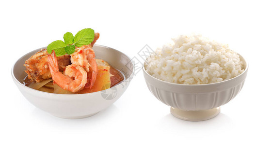 泰国食品Spicy和sourSoup配有虾子和满图片