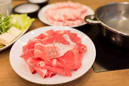 火锅牛肉片图片