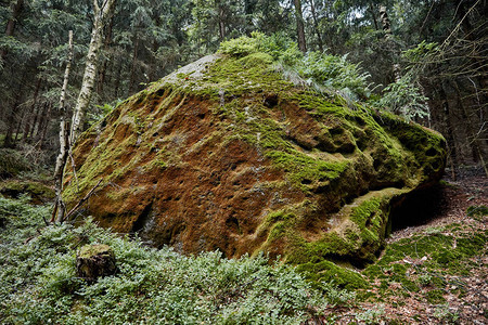 德国巴斯特伊的石头图片