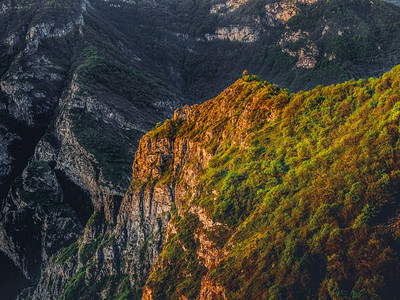 亚美尼亚高角山地景观图背景图片