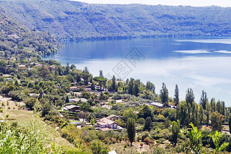 CastelGandolfo火山湖全景图片