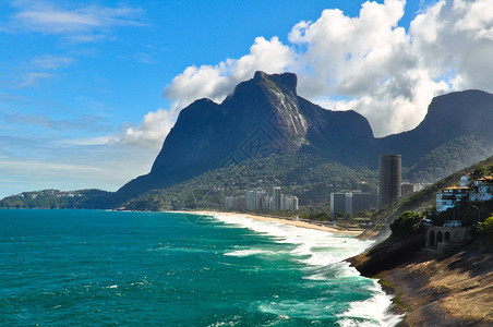 里约热内卢山和海滩的图片浏览Pictursque图片