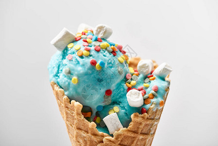 近距离观看美味的甜蓝冰淇淋图片