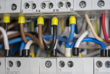 电交换机中提供电力供应的终端接线器断图片