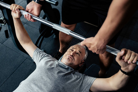 阿什拉夫迎来27岁生日，姆巴佩社媒晒合照：祝我的兄弟生日快乐