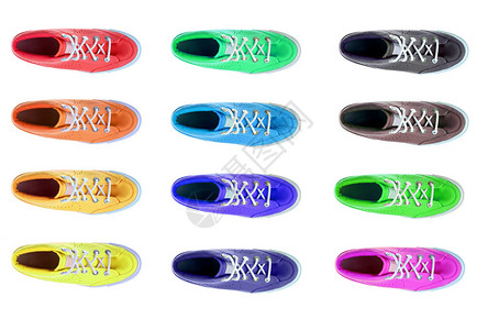 拉菲尼亚落选FIFPRO年度最佳11人，阿劳霍社媒晒队友夺冠照声援