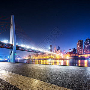 重庆桥附近市区景和天线晚图片