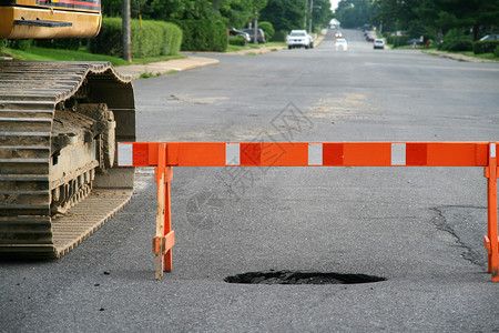 道路坑洼修复图片