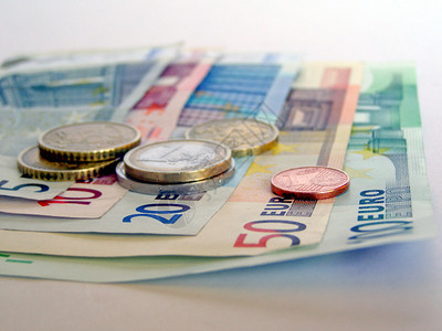 欧元纸币和硬币图片图片