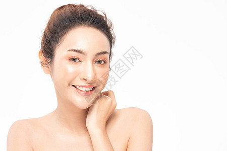 美丽的亚洲女肖像脸与自然皮肤和皮肤护理健康的头发和皮肤关闭面部美容肖图片