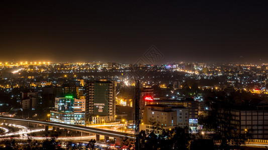 夜里亚的斯亚贝巴市背景图片