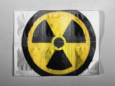 核辐射符号画在药丸上图片