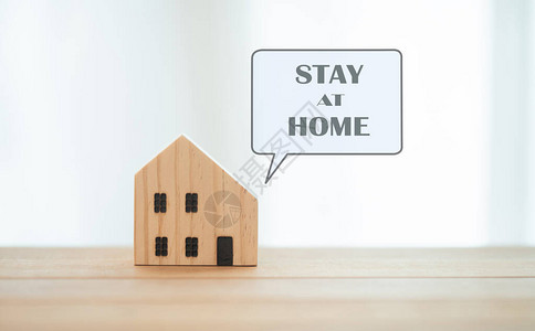 记者：普利西奇恢复健康可以出战帕尔马，希门尼斯将休息一段时间