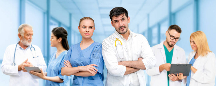 在医院工作以抗击2019年冠状或COVID19的医生专业医疗保健人员医生护士或外科医生电晕医背景图片