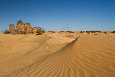 Dajnet附近南阿尔及利亚北非的单一岩层形图片