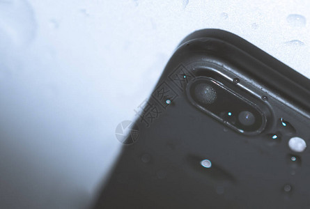 黑色智能手机摄像镜头贴近图片