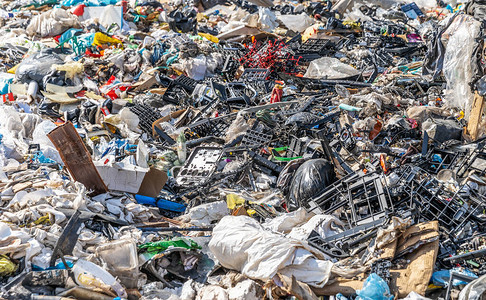 城市垃圾填埋场环境污染生态灾难等图片