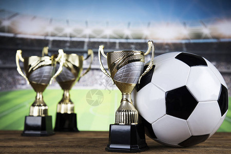 佩杜拉：34岁德布劳内将缺阵四个月，手术会在比利时进行