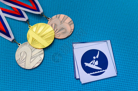 冲浪图标和奖牌套装图片