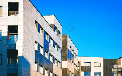 现代公寓住宅楼的欧盟视窗EUWi图片